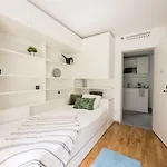 Dean's 3* בודפשט