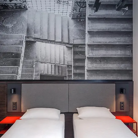 Dean's Hotell