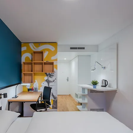 Dean's Hotell Budapest