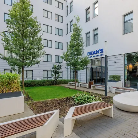 Dean's Otel