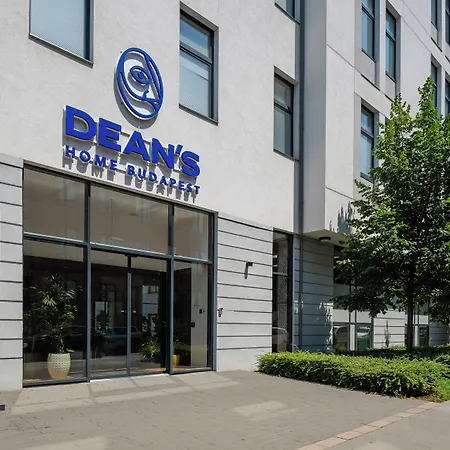 Dean's Hotel