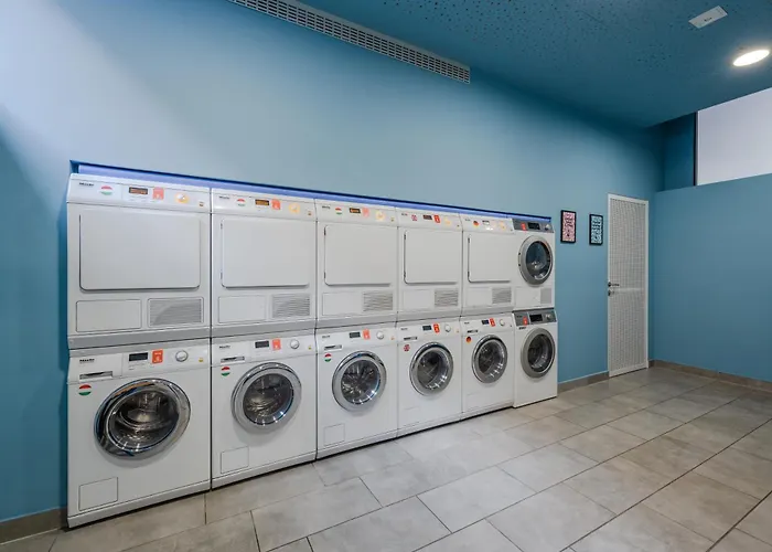 Dean's Отель 3*