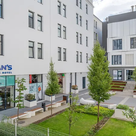 Hotel Dean's 3*